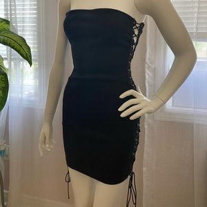 NWT Tie-up Strapless Adjustable Bodycon Mini Dress